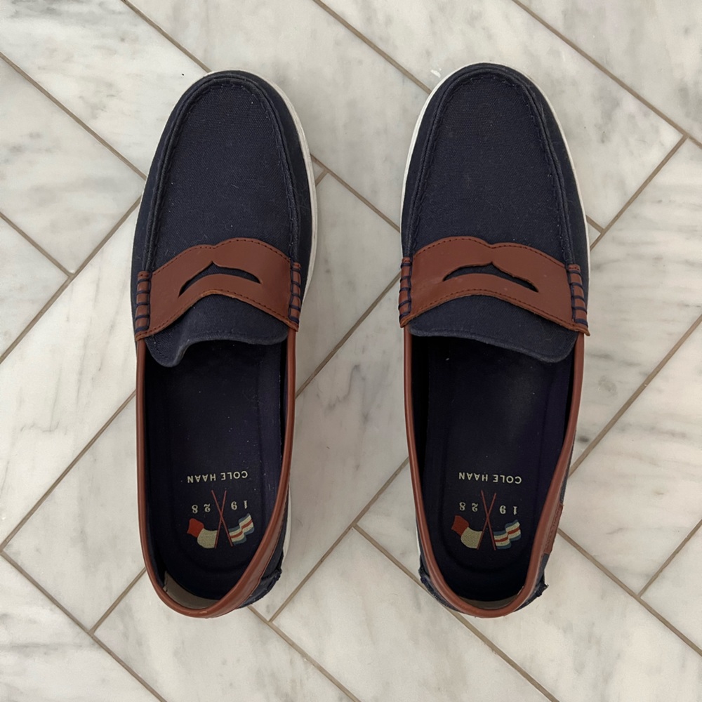 Men’s Cole Haan Men’s loafer. Like new.